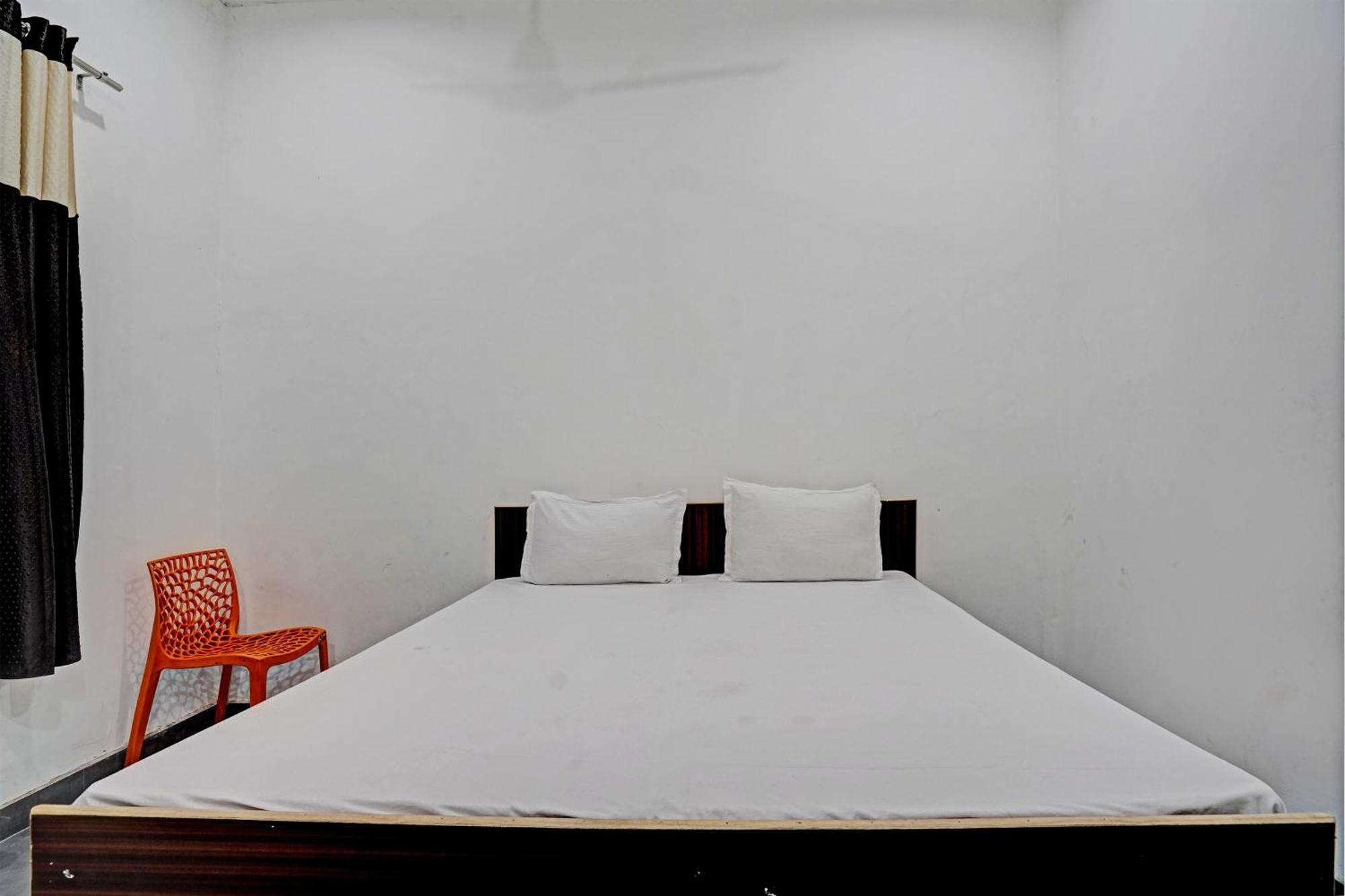 Oyo Double Ss Hotel Hāthras Eksteriør billede